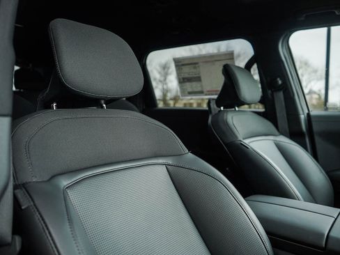 New 2027 Kia Telluride S image 12