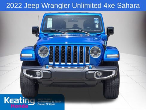 Used 2022 Jeep Wrangler Unlimited Sahara w/ Cold Weather Group AWD/4WD image 2