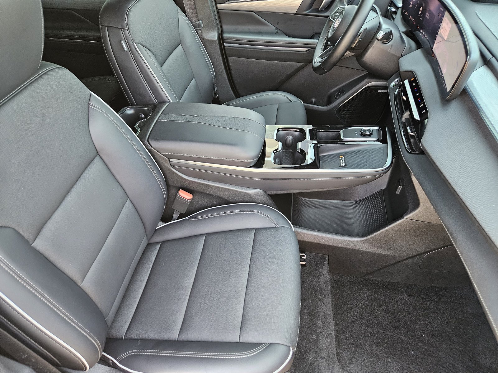 Certified 2026 Buick Enclave Preferred FWD image 18