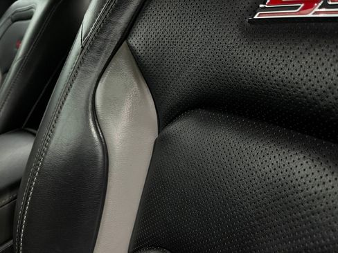 Used 2019 Chevrolet Camaro SS RWD image 14