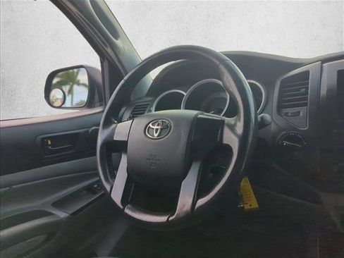 Used 2012 Toyota Tacoma 4x4 Access Cab image 28
