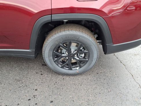 New 2026 Jeep Grand Cherokee L 4WD image 9