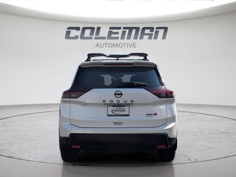 New 2026 Nissan Rogue SV w/ Rock Creek Premium Package AWD/4WD image 4