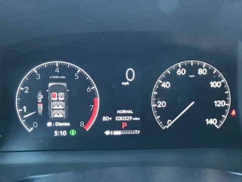 Certified 2024 Honda Pilot Touring image 12