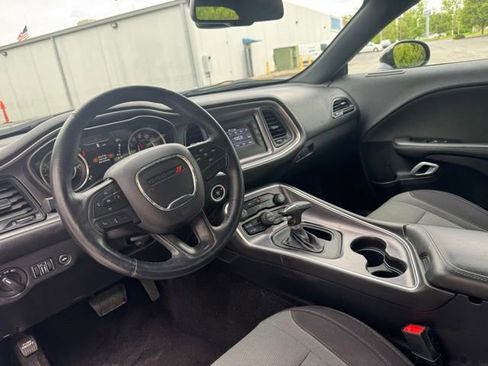 Used 2015 Dodge Challenger SXT w/ Cold Weather Group RWD image 10