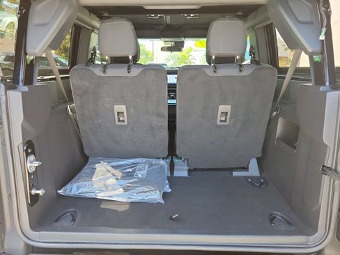 Used 2022 Ford Bronco 2-Door AWD/4WD image 8