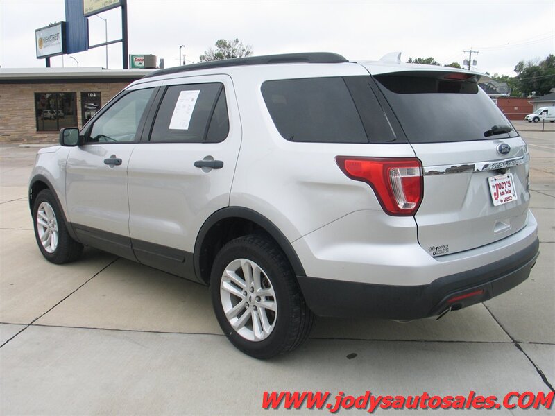 Used 2017 Ford Explorer 4WD image 33