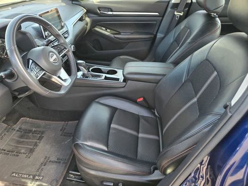 Used 2024 Nissan Altima 2.5 SR image 17