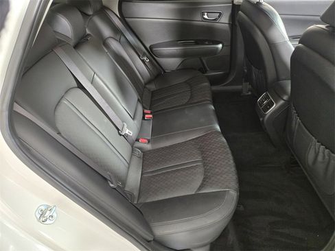 Used 2020 Kia Optima EX image 18