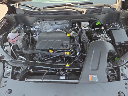 Used 2026 Chevrolet Trax LT FWD image 31