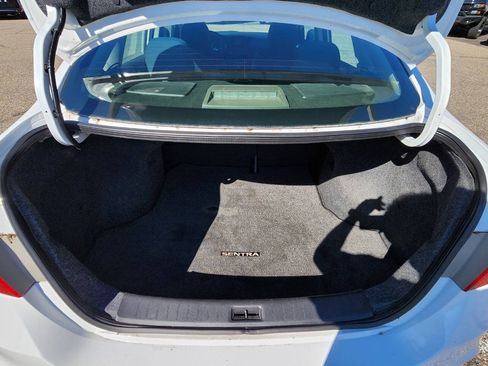 Used 2019 Nissan Sentra S FWD image 27