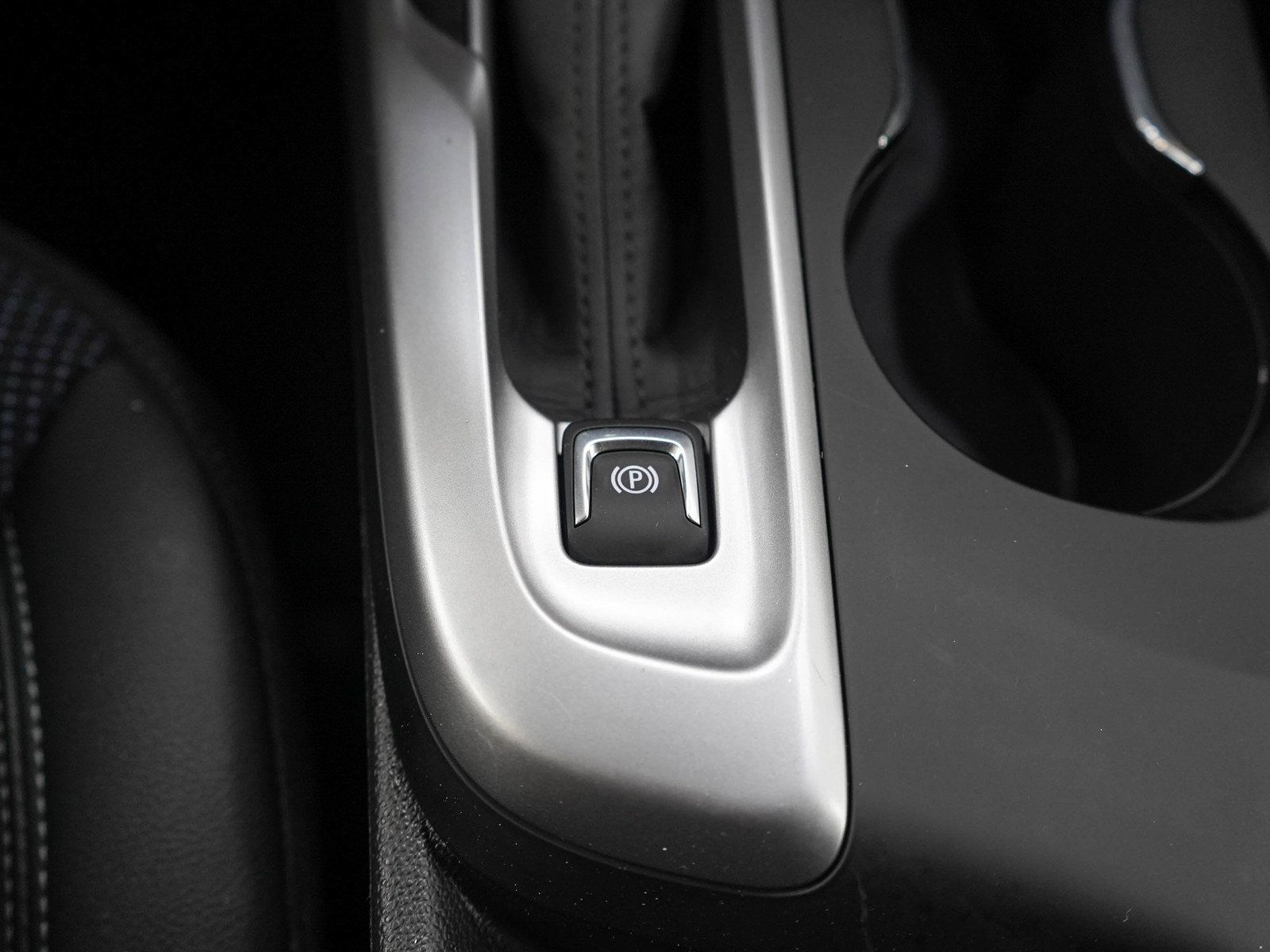 Used 2025 Buick Envista Preferred w/ Convenience I Package FWD image 24