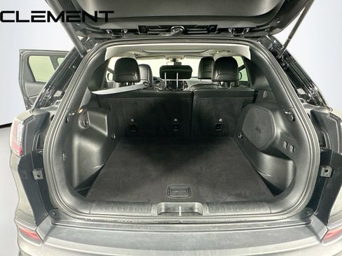 Used 2020 Jeep Cherokee Limited AWD/4WD image 11