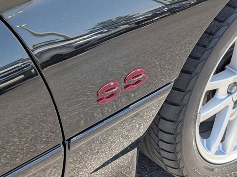 Used 2002 Chevrolet Camaro Z28 w/ SS Performance/Appearance Pkg image 15