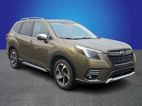 Used 2022 Subaru Forester Touring w/ Popular Package #2 AWD/4WD image 3