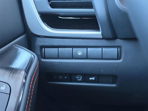 New 2026 Nissan Rogue SV image 26