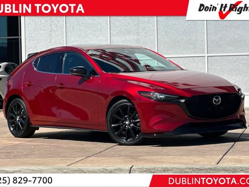 Used 2021 MAZDA MAZDA3 Hatchback w/Premium Plus Pkg AWD/4WD image 1