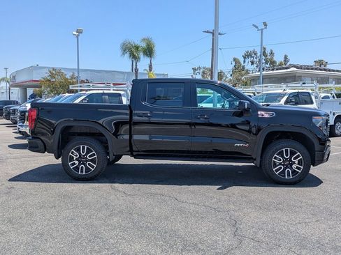 New 2026 GMC Sierra 1500 AT4 w/ AT4 Premium Package AWD/4WD image 2