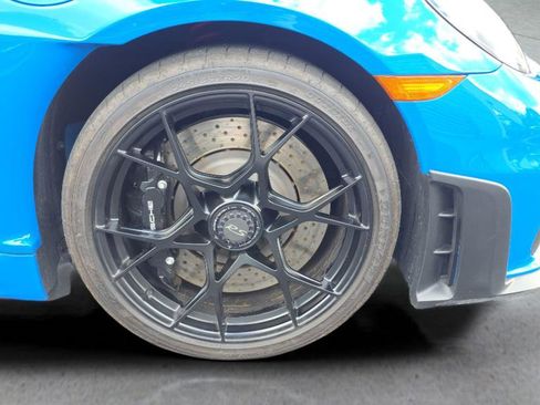 Used 2023 Porsche 718 Cayman GT4 RS w/ Weissach Package RWD image 13