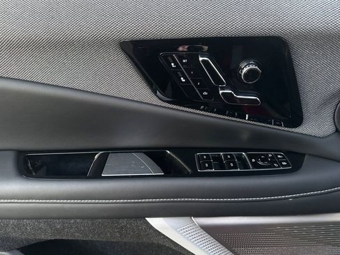 Certified 2025 Cadillac Optiq Luxury 1 image 10