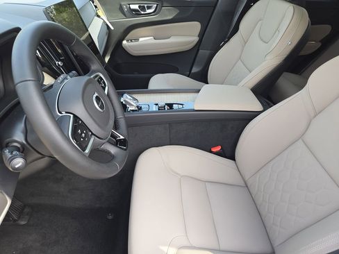 Used 2026 Volvo XC60 B5 Plus w/ Protection Package Premier image 15