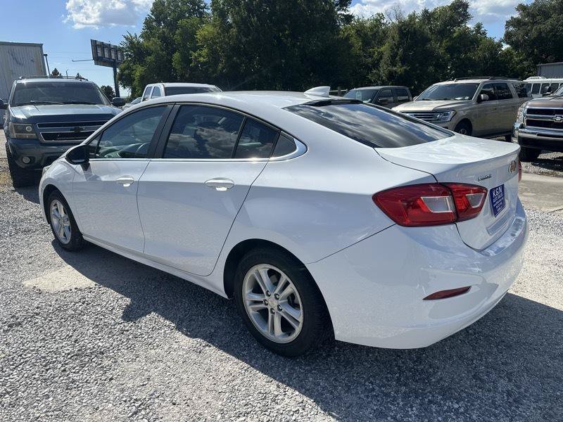 Used 2018 Chevrolet Cruze LT w/ LT Fleet Convenience Package FWD image 2