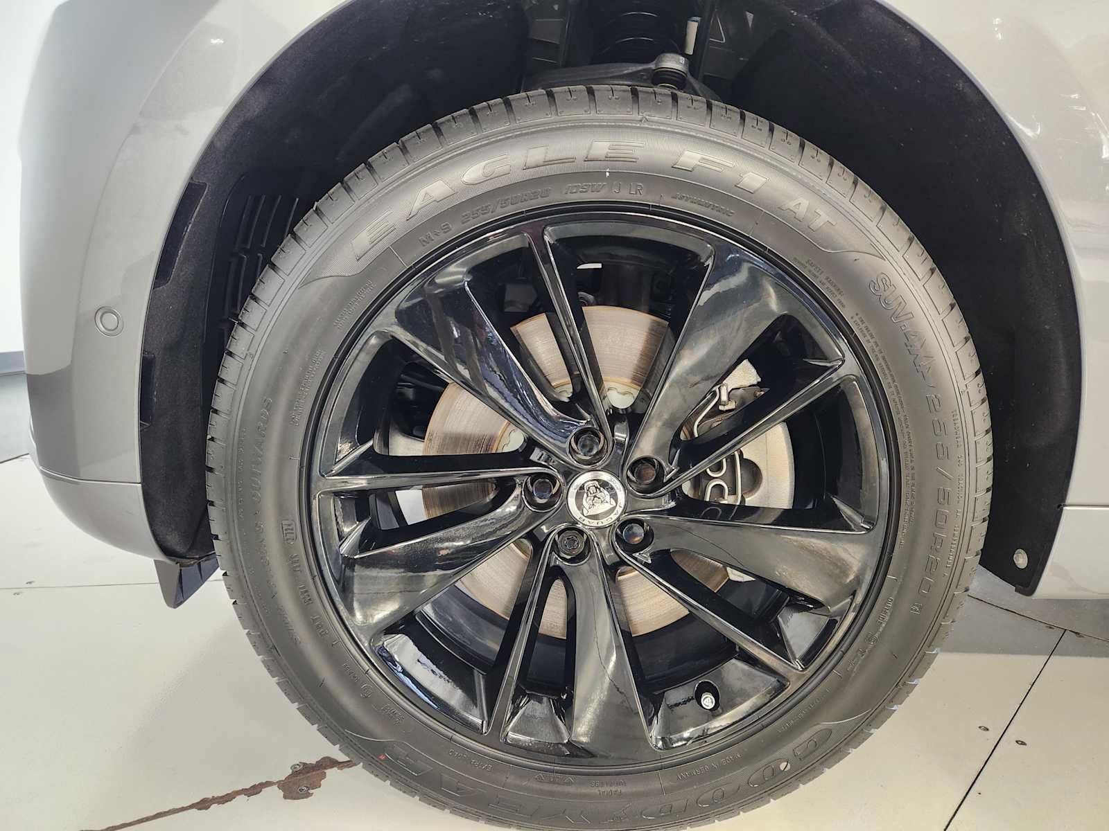 New 2026 Jaguar F-PACE R-Dynamic S AWD/4WD image 8
