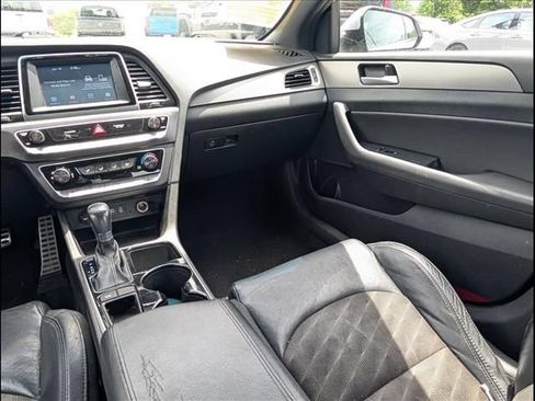 Used 2018 Hyundai Sonata Sport FWD image 9
