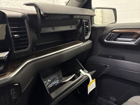 New 2026 Chevrolet Silverado 1500 RST image 21