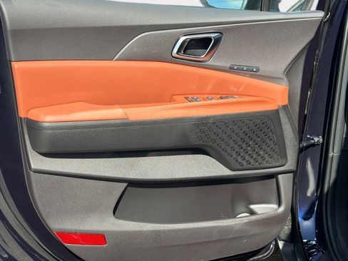 New 2026 Kia Carnival EX image 16