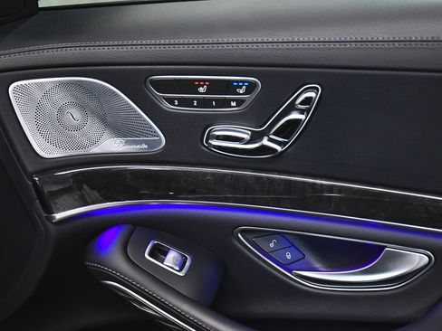 Used 2020 Mercedes-Benz S 63 AMG 4MATIC Sedan image 18