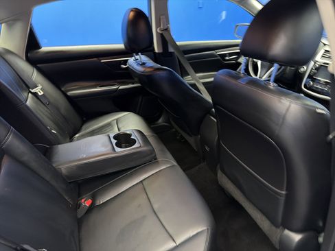 Used 2018 Nissan Altima 2.5 SR w/ SR Special Edition image 26