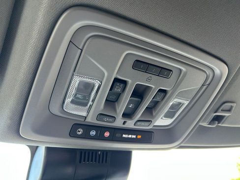 Used 2025 GMC Sierra 1500 SLT w/ SLT Premium Package image 64