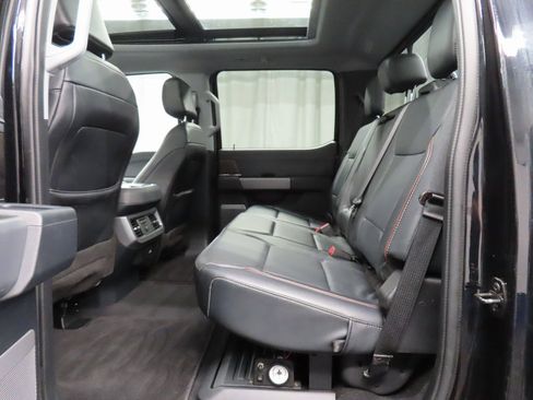 Used 2023 Ford F250 Lariat w/ Sport Appearance Package image 10