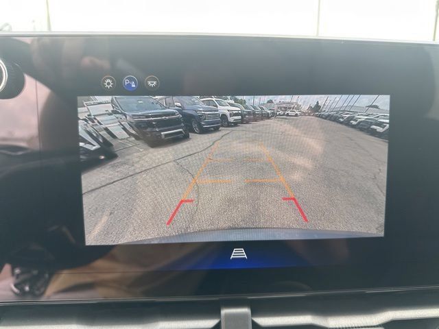 New 2026 Chevrolet Equinox LT FWD image 24