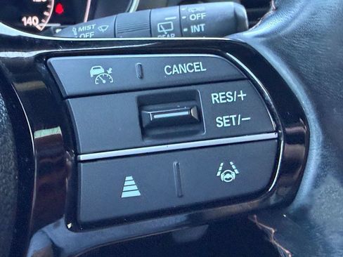 Used 2023 Honda Pilot Sport image 29