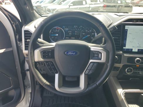 Used 2022 Ford F250 Lariat w/ Lariat Ultimate Package AWD/4WD image 25
