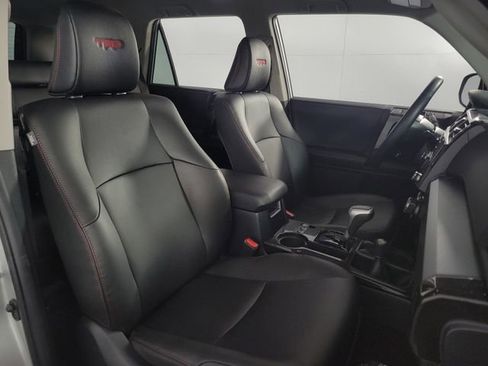 Used 2024 Toyota 4Runner TRD Off-Road Premium image 15