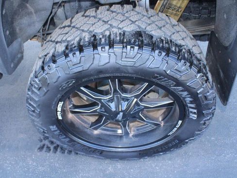 Used 2021 Chevrolet Colorado ZR2 AWD/4WD image 7