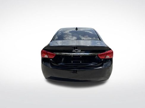 Used 2017 Chevrolet Impala LT FWD image 7