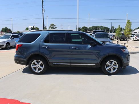 Used 2019 Ford Explorer XLT w/ Class II Trailer Tow Package image 6