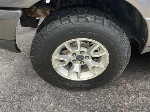 Used 2007 Ford Ranger XLT image 12