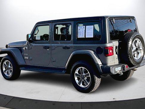 Certified 2018 Jeep Wrangler Unlimited Sahara image 6