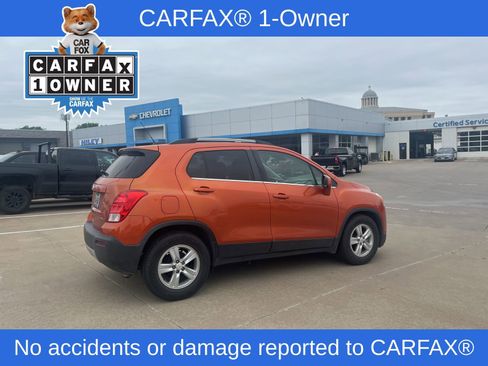 Used 2016 Chevrolet Trax LT w/ LT Convenience Package image 2