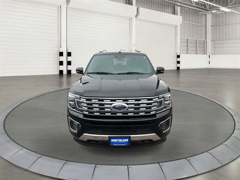 Used 2018 Ford Expedition Max Limited w/ Equipment Group 301A AWD/4WD image 8