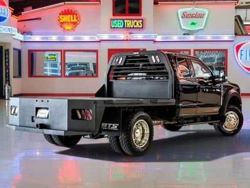 Used 2023 Ford F450 XLT w/ XLT Value Package AWD/4WD image 3
