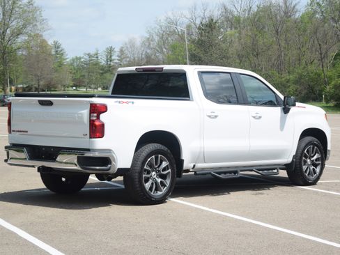 Used 2022 Chevrolet Silverado 1500 LT image 12