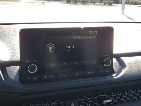 Used 2023 Honda Accord EX image 22