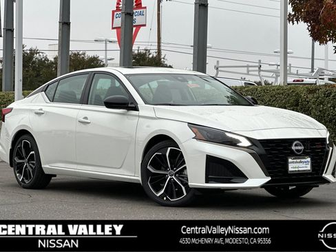 New 2025 Nissan Altima 2.5 SR image 1