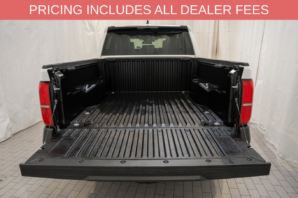 Certified 2024 Toyota Tacoma SR AWD/4WD image 5